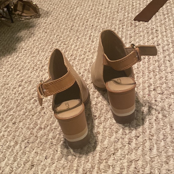 ALdo block heels size US 6 - Picture 2 of 5